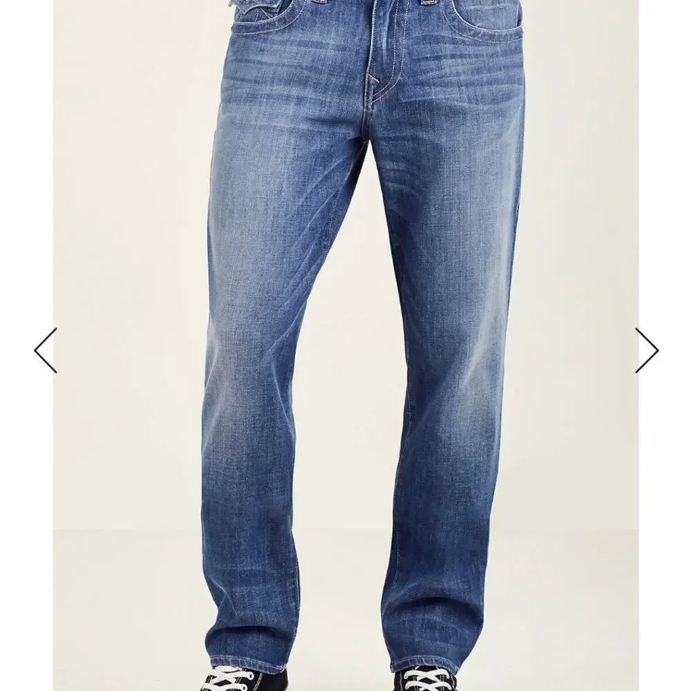 True Religion Geno relaxed, slim men's jeans size 42 new!!!!